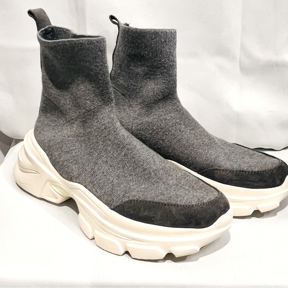 Zara Cloth Trainers - Picture 2 of 8